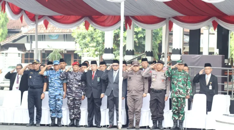 Peringati Harkitnas ke-118, Bakesbangpol Pemalang Ikuti Upacara Khidmat dan Pemusnahan Rokok Ilegal