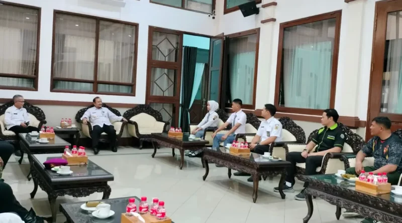 Siap Berlaga di Tingkat Provinsi, Dua Capaskibraka Pemalang Terima Restu dan Pembekalan dari Bupati